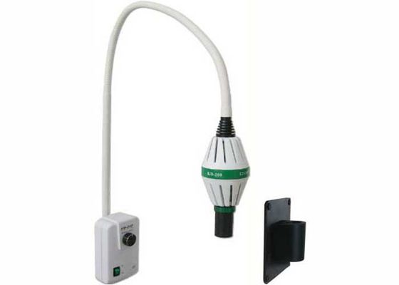 Krankenhaus 12000 Lux Medical Examination Light Wall brachte an